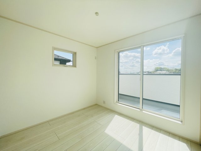 【洋室】 | 熊谷市上恩田　新築戸建　全3区画　2号棟