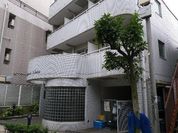 メゾン・ド・マドーヌの外観