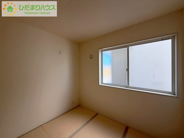 いわき市内郷御厩町4丁目第1　新築戸建　3号棟の和室|小さなお子さまのいる方におすすめ！リビング横の和室でお子様が遊んでる様子も確認できます(^^)/