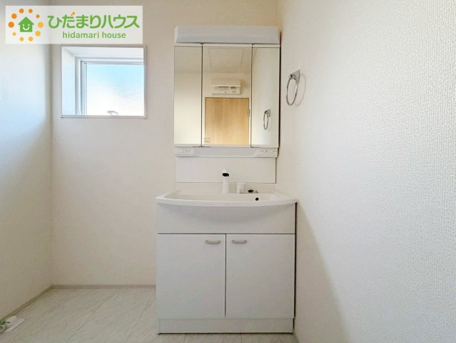 いわき市小名浜西君ヶ塚町第３　新築戸建　2号棟の独立洗面台|シンプルで使い勝手の良い独立洗面台！