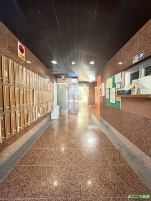 【エントランス】 | ビバリーヒルズ本田西