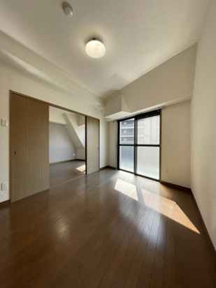 シャルム六ツ門【10,000円キャッシュバック対象物件】の洋室|きれいな洋室です