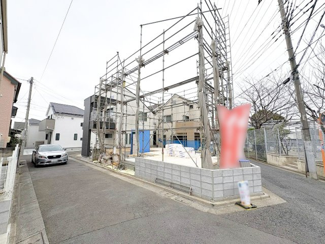 【外観】 | 練馬区東大泉7丁目　新築一戸建住宅　全1棟　(保谷店) | 2026年3月撮影/教育施設と商業施設の充実した暮らしやすいロケーション。