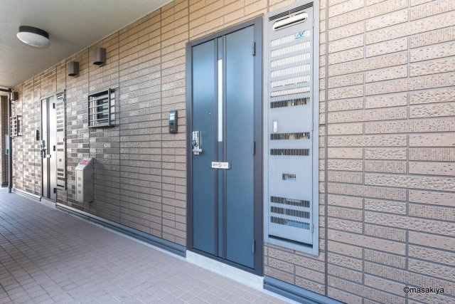 ブルーム吉田のエントランス