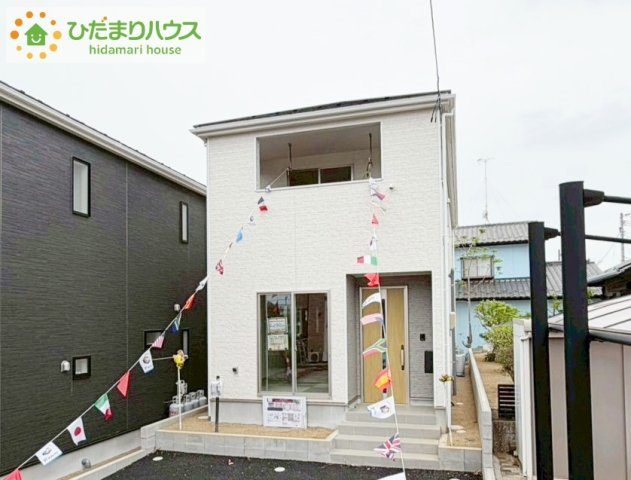 郡山市富田町第21　新築戸建　１号棟の前面道路含む現地写真|小中学校が近く、お子様の通学も安心♪