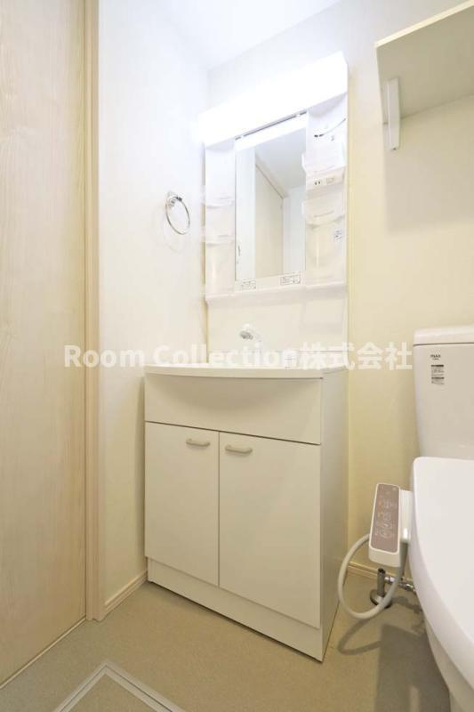 ハーモニーテラス春日町Ⅵの独立洗面台