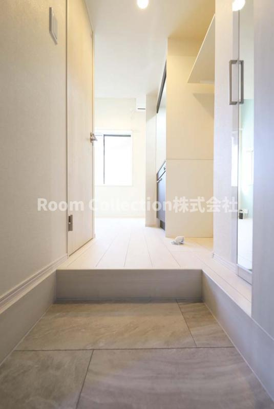 ハーモニーテラス春日町Ⅵの玄関