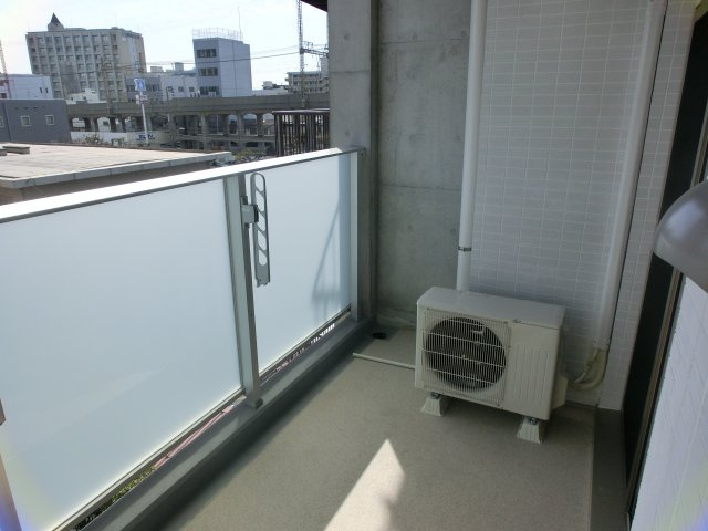 グランドゥーエ永和駅前のバルコニー