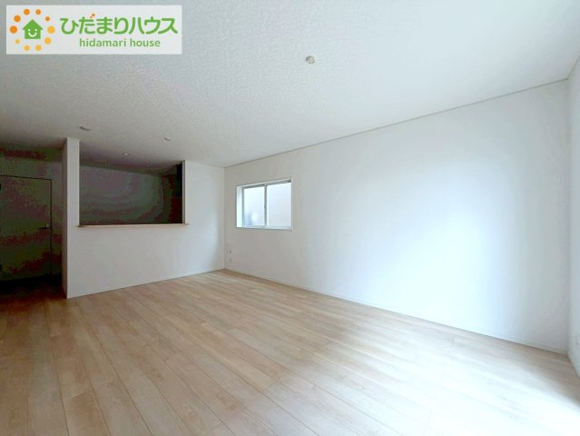 郡山市安積町荒井第6　新築戸建　1号棟の居間・リビング|早くお仕事終わらせて、家に帰りたくなるようなリビングです(^^♪