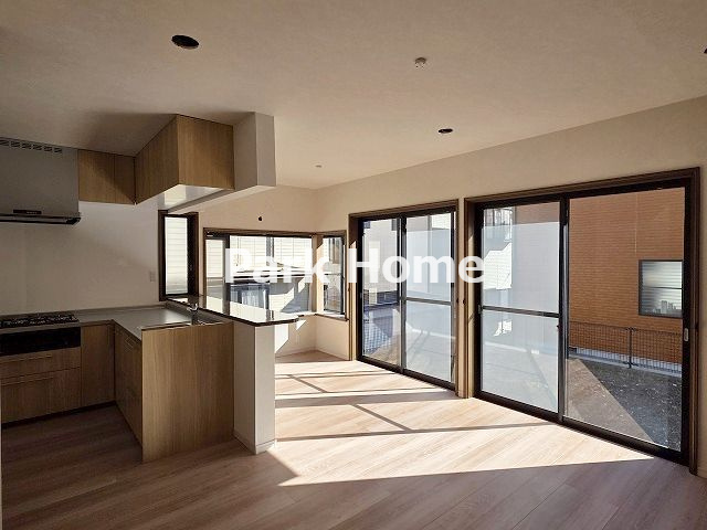 高知市潮見台2丁目　中古戸建ての居間・リビング|１F:13.5LDK