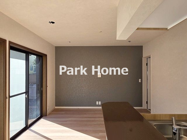 高知市潮見台2丁目　中古戸建ての居間・リビング|１F:13.5LDK