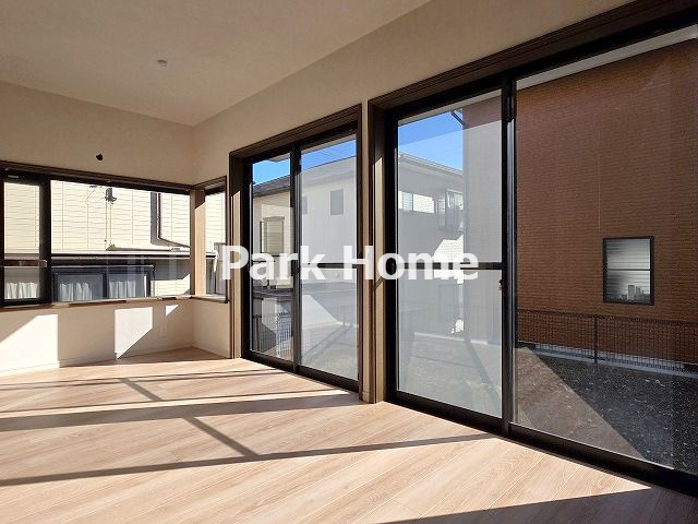 高知市潮見台2丁目　中古戸建ての居間・リビング|１F:13.5LDK