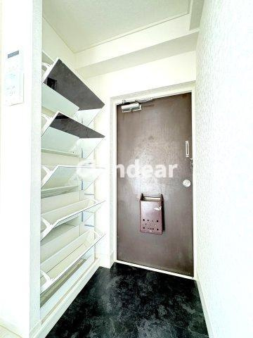 日東マンションサンシャイン谷塚の玄関|ドキドキの新生活も、安心してスタート。ぴったりの住まいを見つけませんか？クランディアが一緒に住まい選びをサポートします‼　まずは、お気軽にお問合せください　＃クランディア