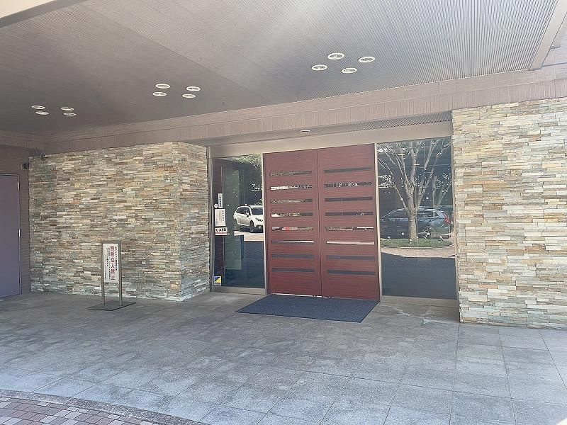 フューズ・コート１７５のエントランス