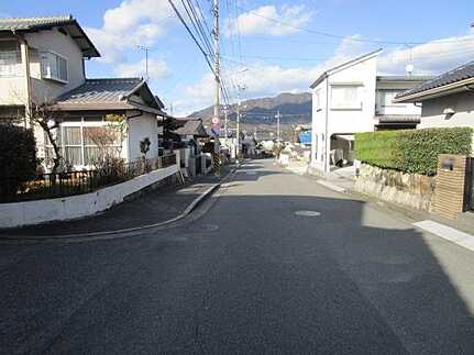 安佐南区伴東８丁目の周辺