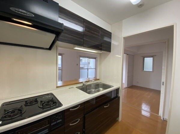 AZALEE　UEZONOのキッチン