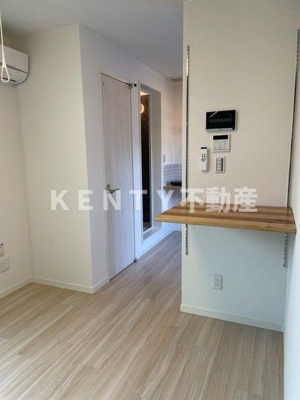 【居間・リビング】 | BACE矢口 | こちらのリビングで趣味の時間をお楽しみください