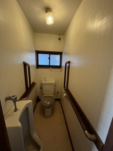 古城町中古物件のトイレ