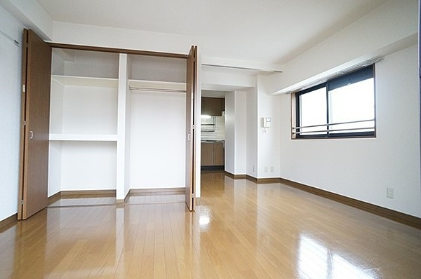 シャンティオンの寝室