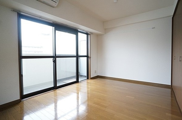 シャンティオンの寝室