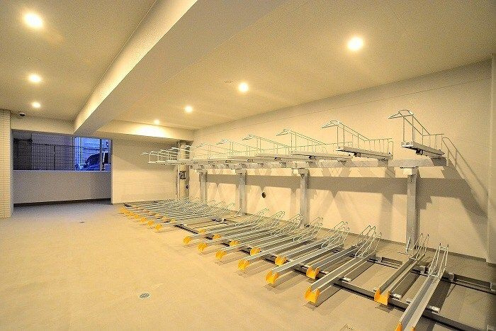 ステージファースト仲御徒町の駐車場