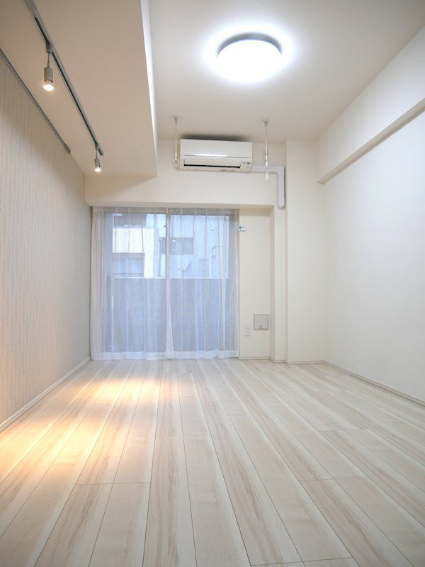 ステージファースト仲御徒町の居間・リビング