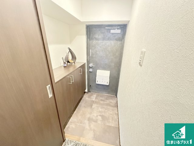 藤和奈良ハイタウン3号棟の玄関|シューズボックスにはたくさんの靴が収納できるので玄関周りはいつもスッキリ！ご家族が増えても安心！