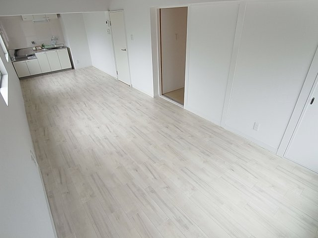 南五葉ハイツの内装|開放感の有る室内