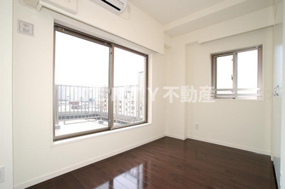 【寝室】 | グランドコンシェルジュ大森西 | 使い勝手のいい寝室です