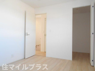 【洋室】 | 郡山市安積町荒井新築一戸建て3棟 | 落ち着いた色調の洋室です