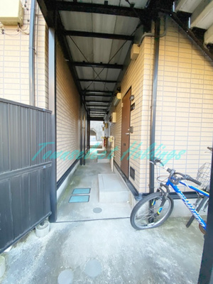 【エントランス】 | ジュネス和田山D