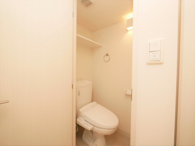 プレサンスタワー難波ＷＥＳＴのトイレ