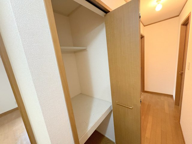 シャルマン二番館A棟の内装