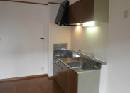 シャルマン二番館A棟のキッチン
