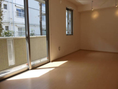 【居間・リビング】 | メゾン・ド・ヴェルーフ | 参考写真（同物件別部屋）