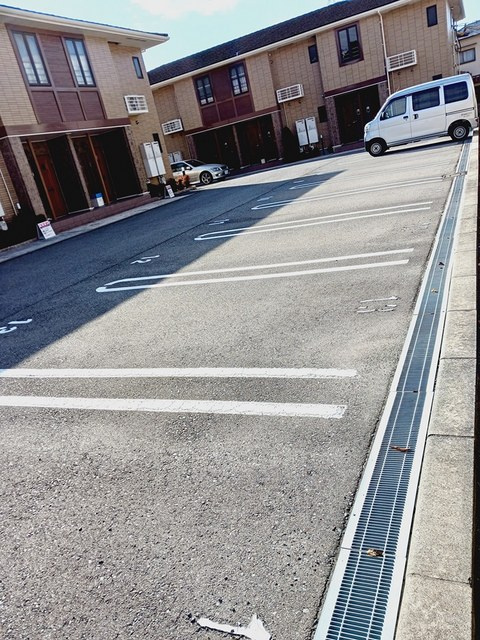 コージーコート朝霧Ⅰ番館の駐車場|パース写真