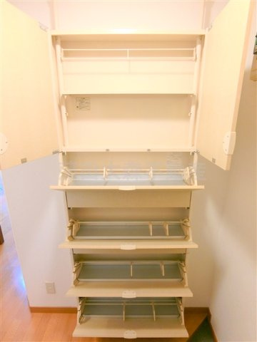 ライオンズマンション蒲田の収納|玄関収納