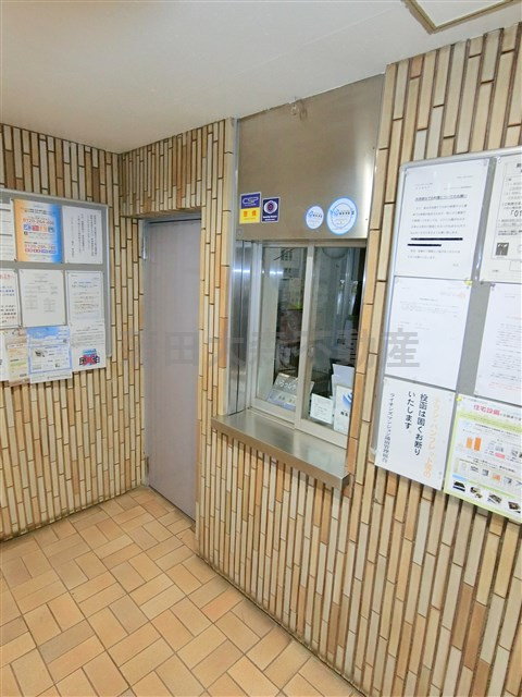 ライオンズマンション蒲田のエントランス