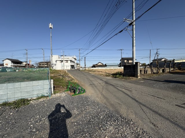 【前面道路含む現地写真】 | 熊谷市上恩田　新築戸建　全3区画　3号棟 | 2/13撮影