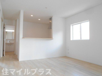 【居間・リビング】 | 郡山市安積町荒井新築一戸建て3棟 | リビングです