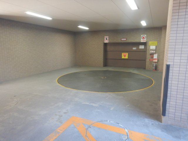 ソネット上池袋の駐車場