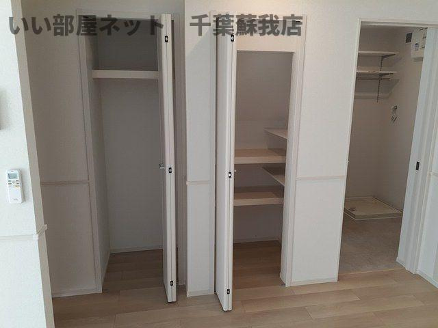 ジーナル５の収納|ちょっとした収納スペースも充実しています