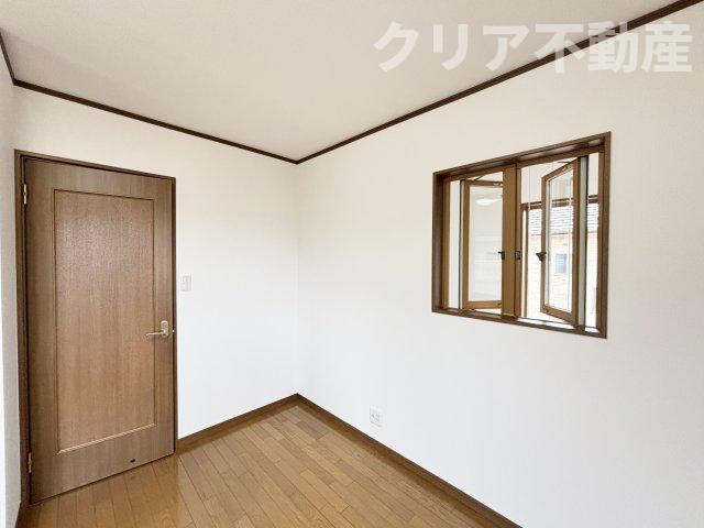 【洋室】 | 伊勢崎市西久保町1丁目中古戸建