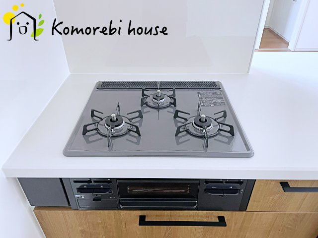 上尾市本町　1期　新築一戸建て　Terrechez　01のキッチン|キッチンでお料理をお楽しみください