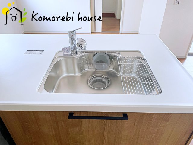 上尾市本町　1期　新築一戸建て　Terrechez　01のキッチン|きれいなキッチンです