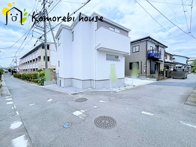 上尾市本町　1期　新築一戸建て　Terrechez　01の前面道路含む現地写真|前面道路含む現地写真です