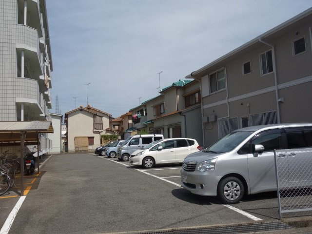 コーポ水田の駐車場