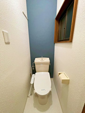 寝屋川市小路北町のトイレ|温水洗浄機能付きトイレ