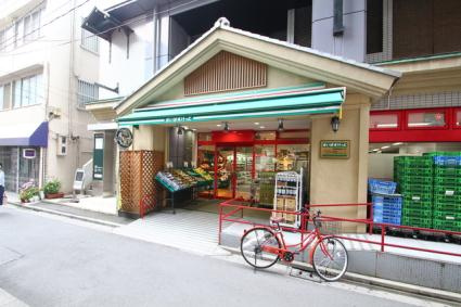 YDビルディングの周辺