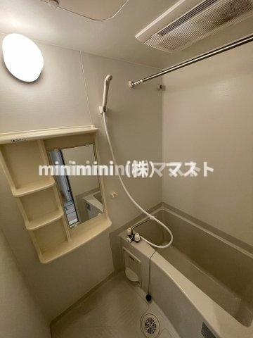 プレサンス難波元町の浴室